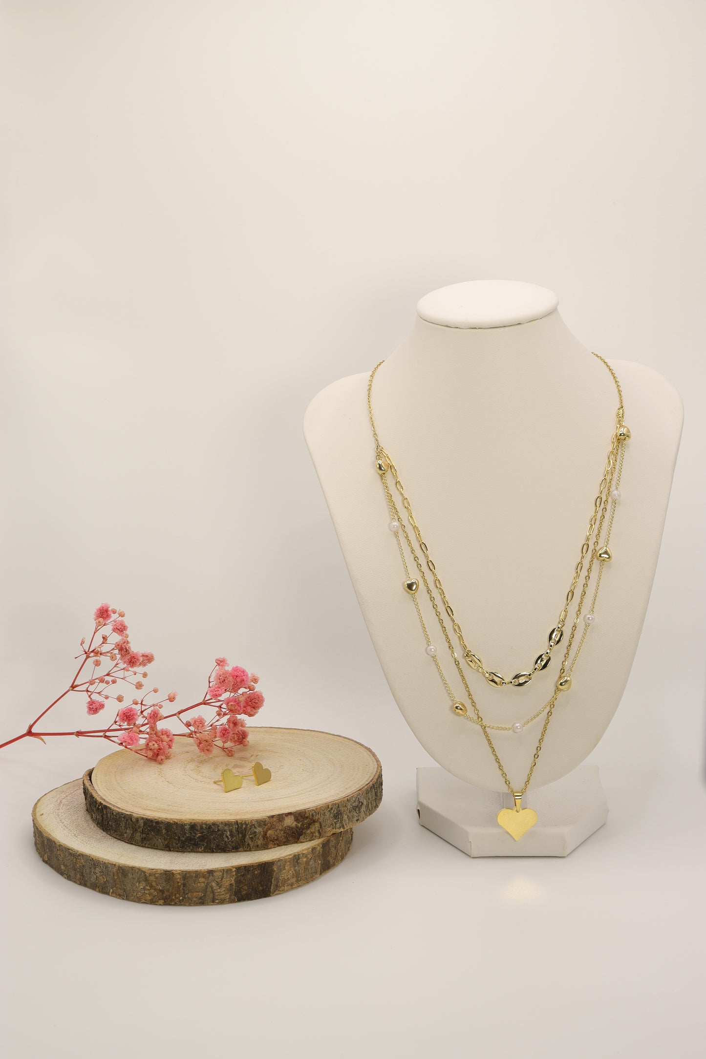 Collar Triple Corazon Perlas