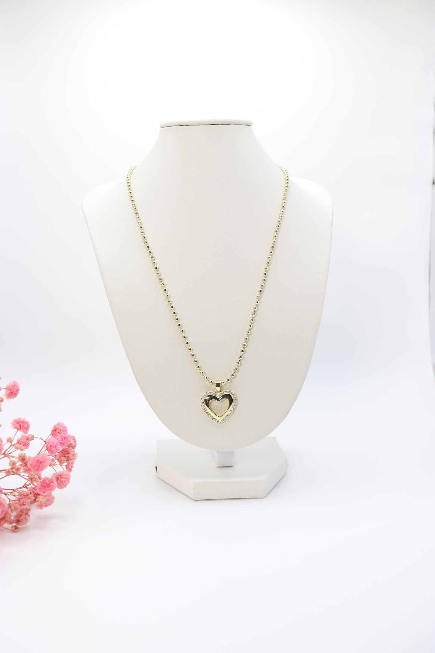 Collar silueta corazon