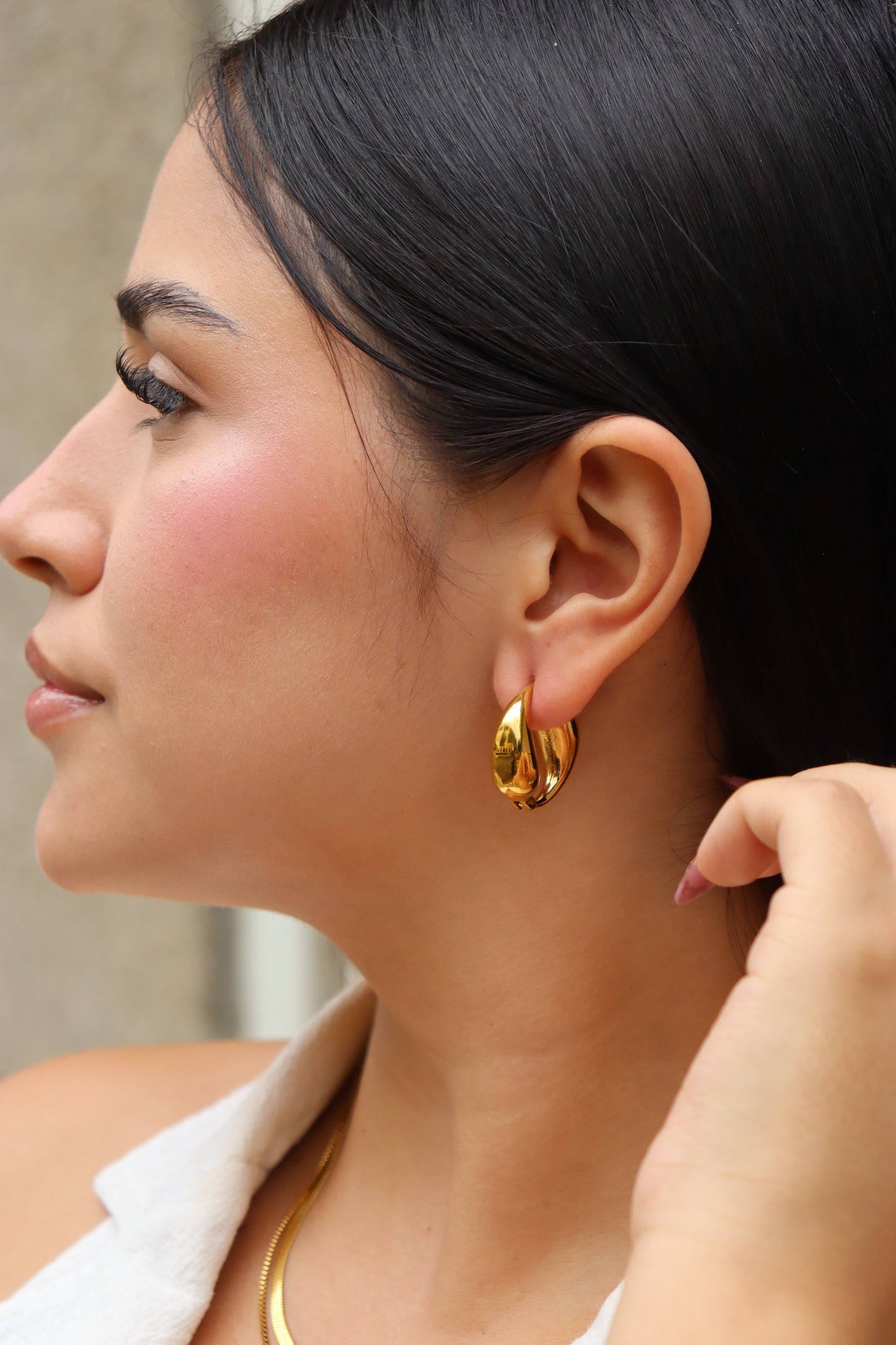 Ova Earrings
